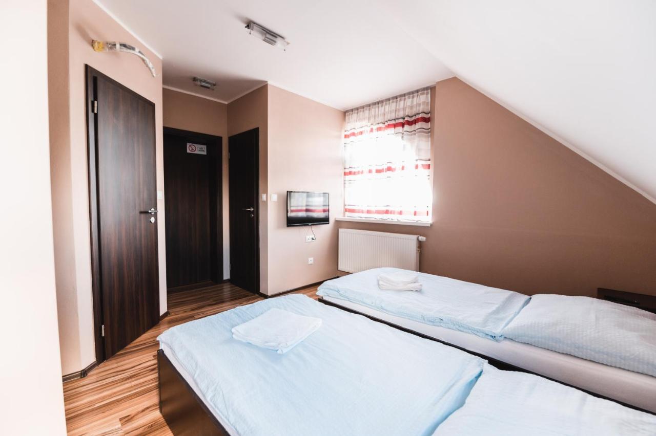 Motel Ard Sarovce Bagian luar foto